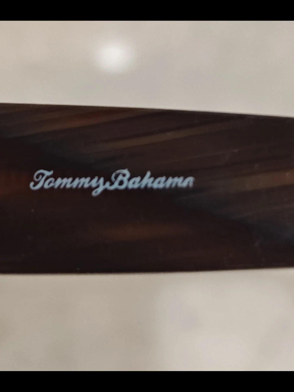 Tommy Bahama Women’s Sunglasses-Havana Horn